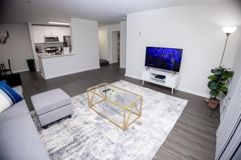 Perfect Stay! 1 Bedroom Mins To Dc Арлингтон Экстерьер фото